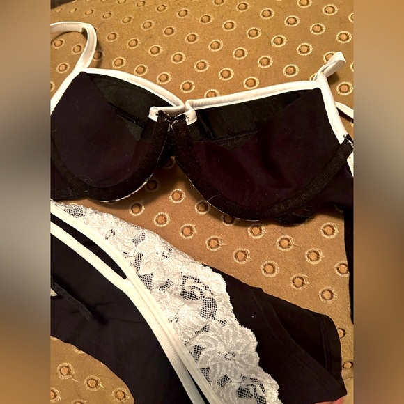 Virgillian Bra and Panty Set Bra:32B Panty:Small Cotton blend for for comfort - Picture 8 of 12